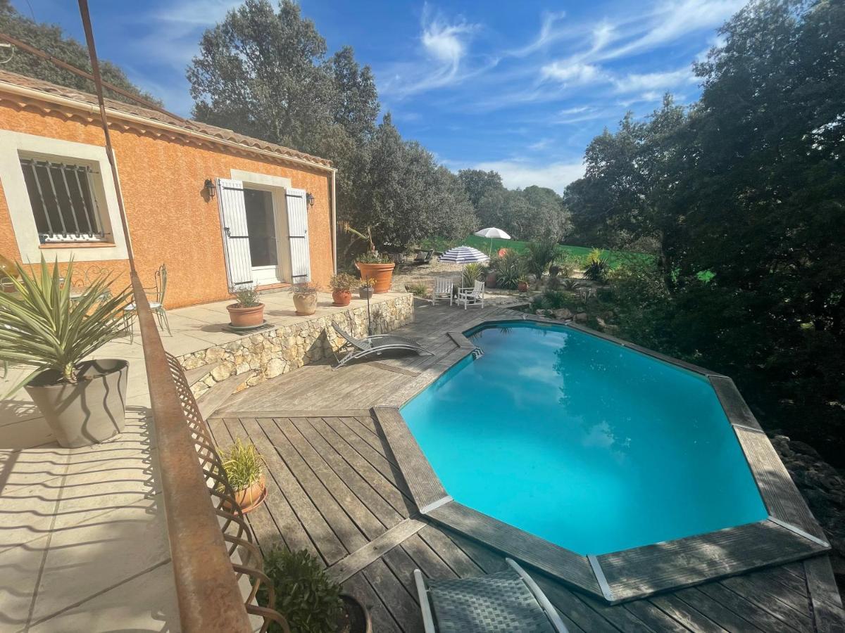 Le Calme De La Garrigue Bed & Breakfast Russan Dış mekan fotoğraf