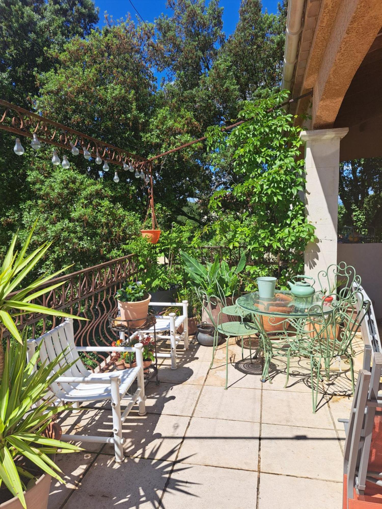 Le Calme De La Garrigue Bed & Breakfast Russan Dış mekan fotoğraf